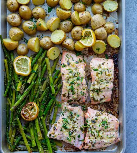 Savory Baked Salmon and Potatoes: A Timeless Family Recipe