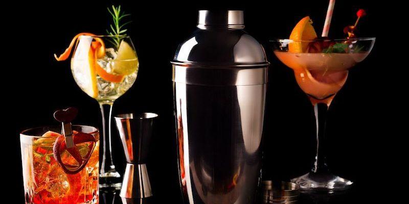 Affordable Mixology: Crafting Delicious Cocktails on a Budget