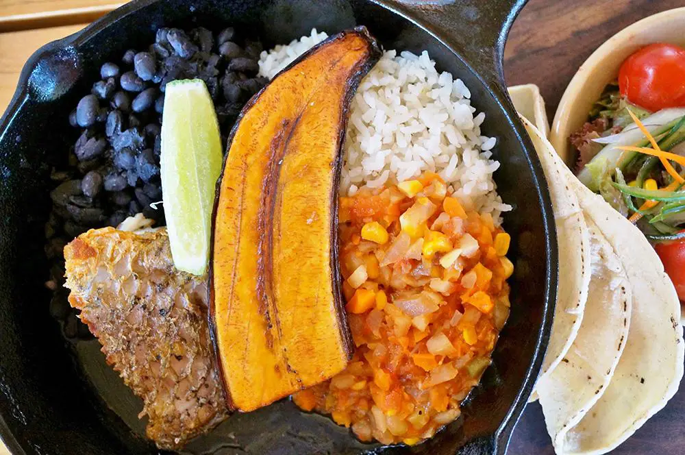 Exploring Authentic Costa Rican Salsa Recipes